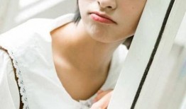 娱乐爆料沈月简介视频,揭秘明星背后的故事